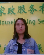 何麗照片